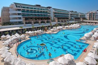 CRYSTAL WATERWORLD RESORT & SPA